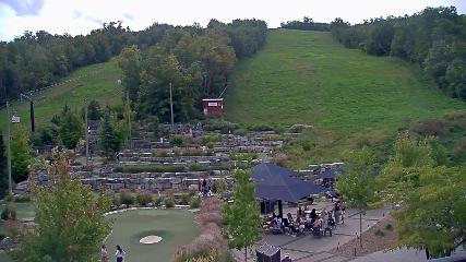 Blue Mountain: Base (bluemountain.ca)
