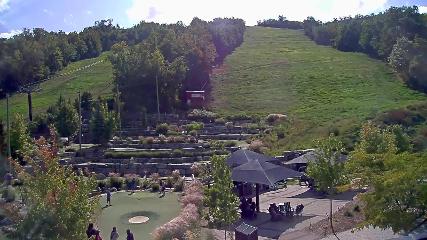 Blue Mountain: Base (bluemountain.ca)