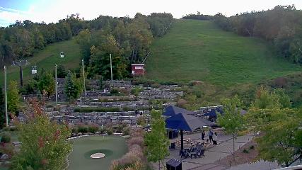 Blue Mountain: Base (bluemountain.ca)