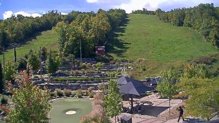 Blue Mountain: Base (bluemountain.ca)