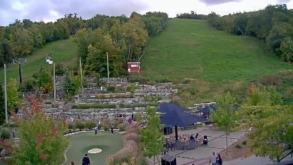 Blue Mountain: Base (bluemountain.ca)