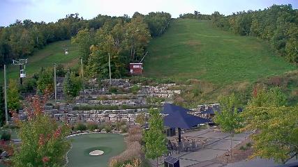 Blue Mountain: Base (bluemountain.ca)