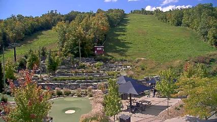 Blue Mountain: Base (bluemountain.ca)