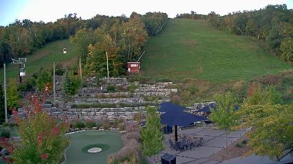 Blue Mountain: Base (bluemountain.ca)