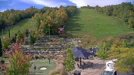 Blue Mountain: Base (bluemountain.ca)