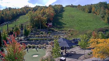 Blue Mountain: Base (bluemountain.ca)
