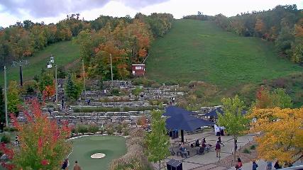 Blue Mountain: Base (bluemountain.ca)