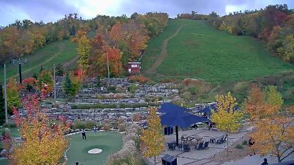 Blue Mountain: Base (bluemountain.ca)