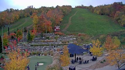 Blue Mountain: Base (bluemountain.ca)