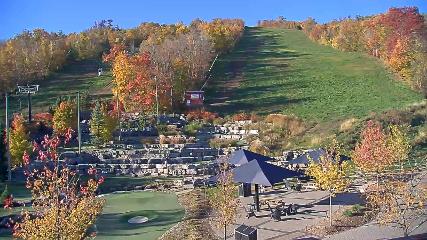 Blue Mountain: Base (bluemountain.ca)