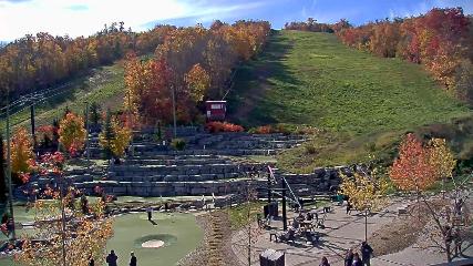 Blue Mountain: Base (bluemountain.ca)