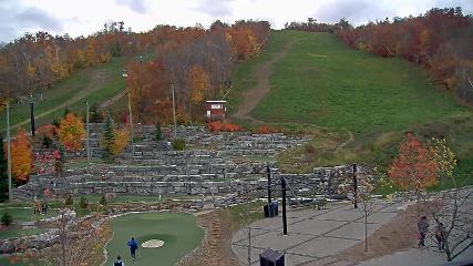 Blue Mountain: Base (bluemountain.ca)