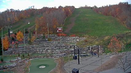 Blue Mountain: Base (bluemountain.ca)