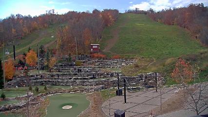 Blue Mountain: Base (bluemountain.ca)