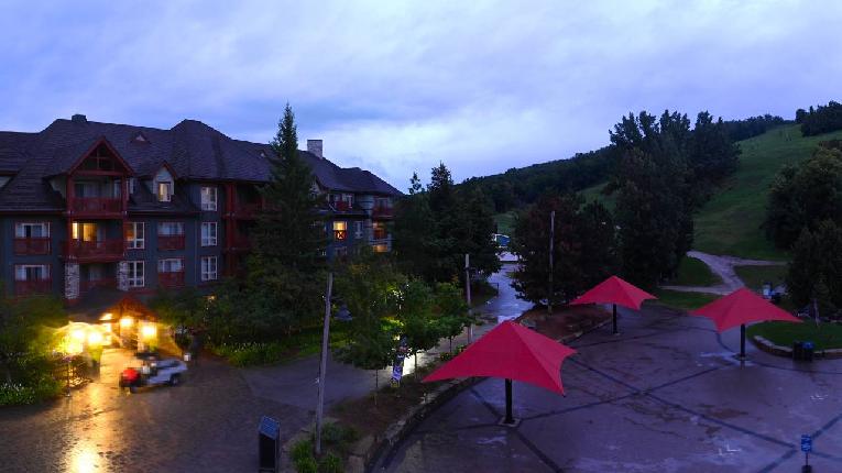 Webcam Blue Mountain: Village