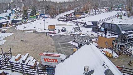 Bromont: Lift Express du Village (bromontmontagne.com)