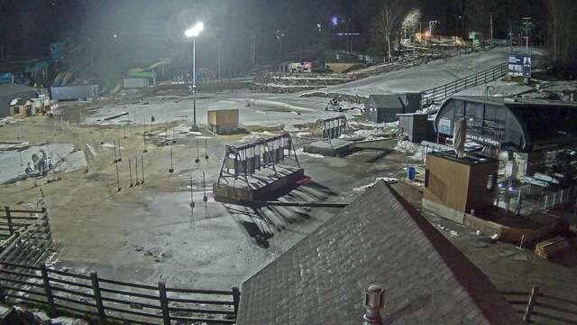 Webcam Bromont: Lift Express du Village