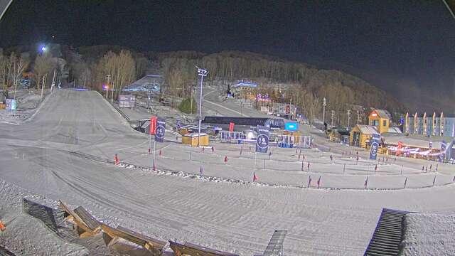 Webcam Bromont: Lift Express du Village
