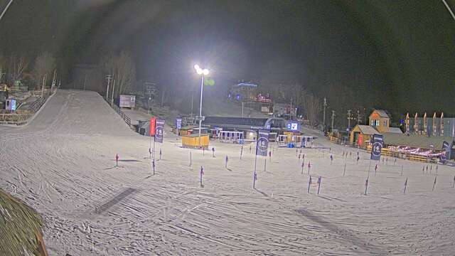 Webcam Bromont: Lift Express du Village