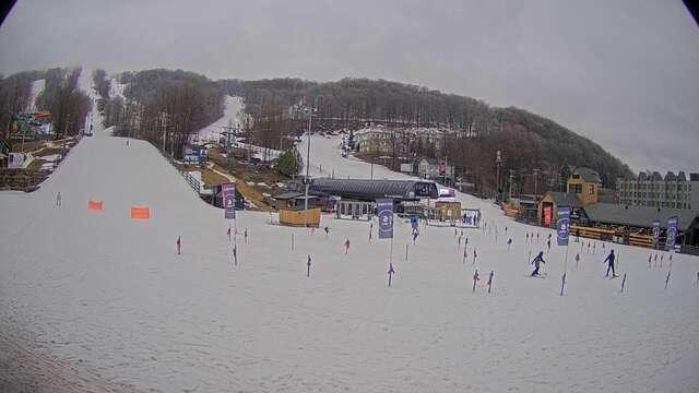 Webcam Bromont: Lift Express du Village