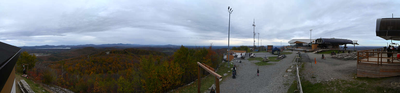Webcam Bromont: Summit