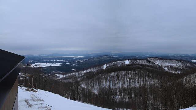 Webcam Bromont: Summit
