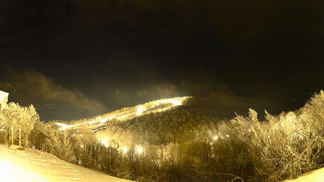 Webcam Bromont: Summit