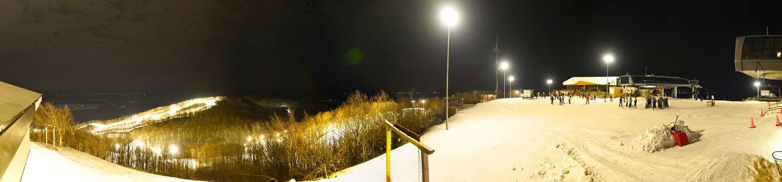 Webcam Bromont: Summit