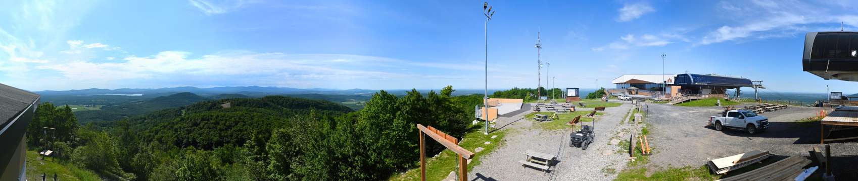 Webcam Bromont: Summit