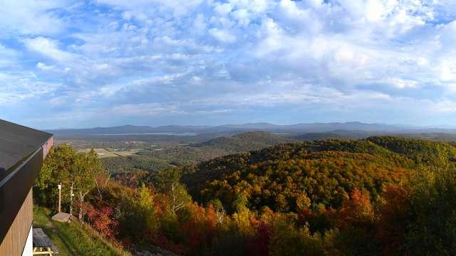 Webcam Bromont: Summit