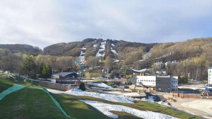 Bromont: Versant du Village (bromontmontagne.com)