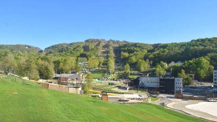 Bromont: Versant du Village (bromontmontagne.com)