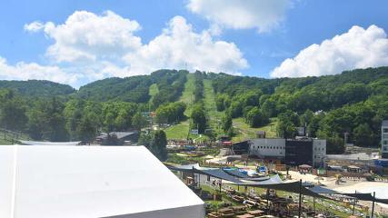 Bromont: Versant du Village (bromontmontagne.com)