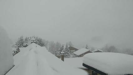 Cambre d Aze: Sant pierre del forcats (viewsurf.com)