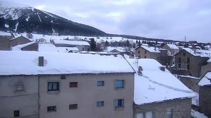 Cambre d Aze: Sant pierre del forcats (viewsurf.com)