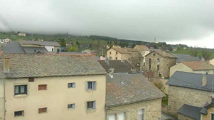 Cambre d Aze: Sant pierre del forcats (viewsurf.com)