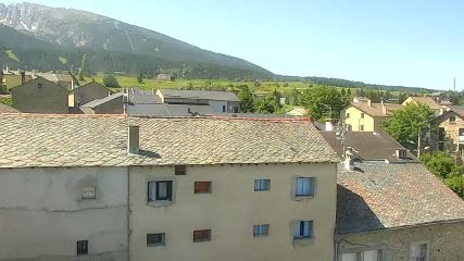 Cambre d Aze: Sant pierre del forcats (viewsurf.com)