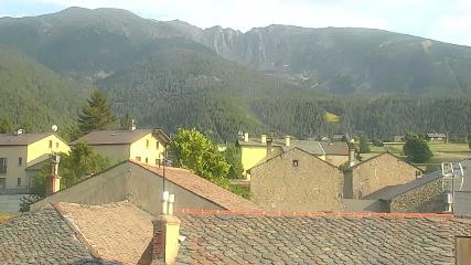 Cambre d Aze: Sant pierre del forcats (viewsurf.com)