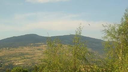 Cambre d Aze: Sant pierre del forcats (viewsurf.com)