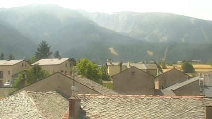 Cambre d Aze: Sant pierre del forcats (viewsurf.com)