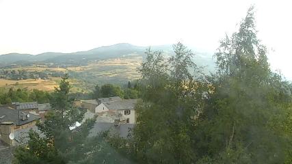 Cambre d Aze: Sant pierre del forcats (viewsurf.com)