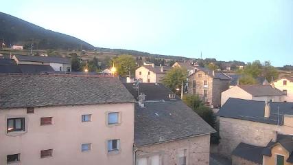 Cambre d Aze: Sant pierre del forcats (viewsurf.com)