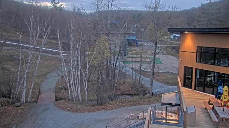 Webcam Camp Fortune: Valley