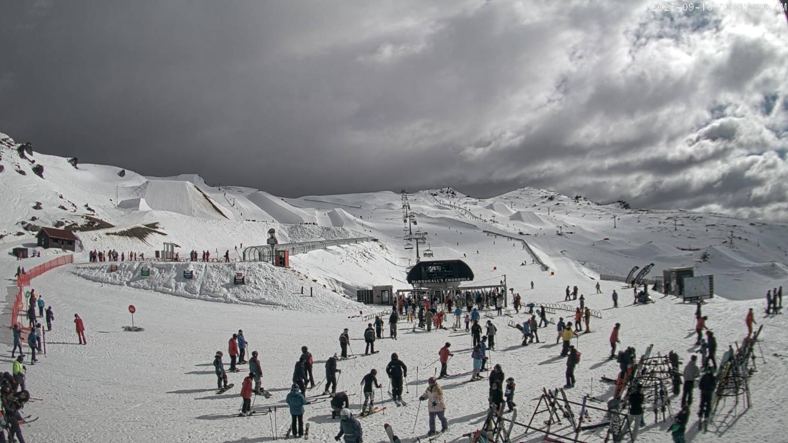 Webcam Cardrona: Main Basin