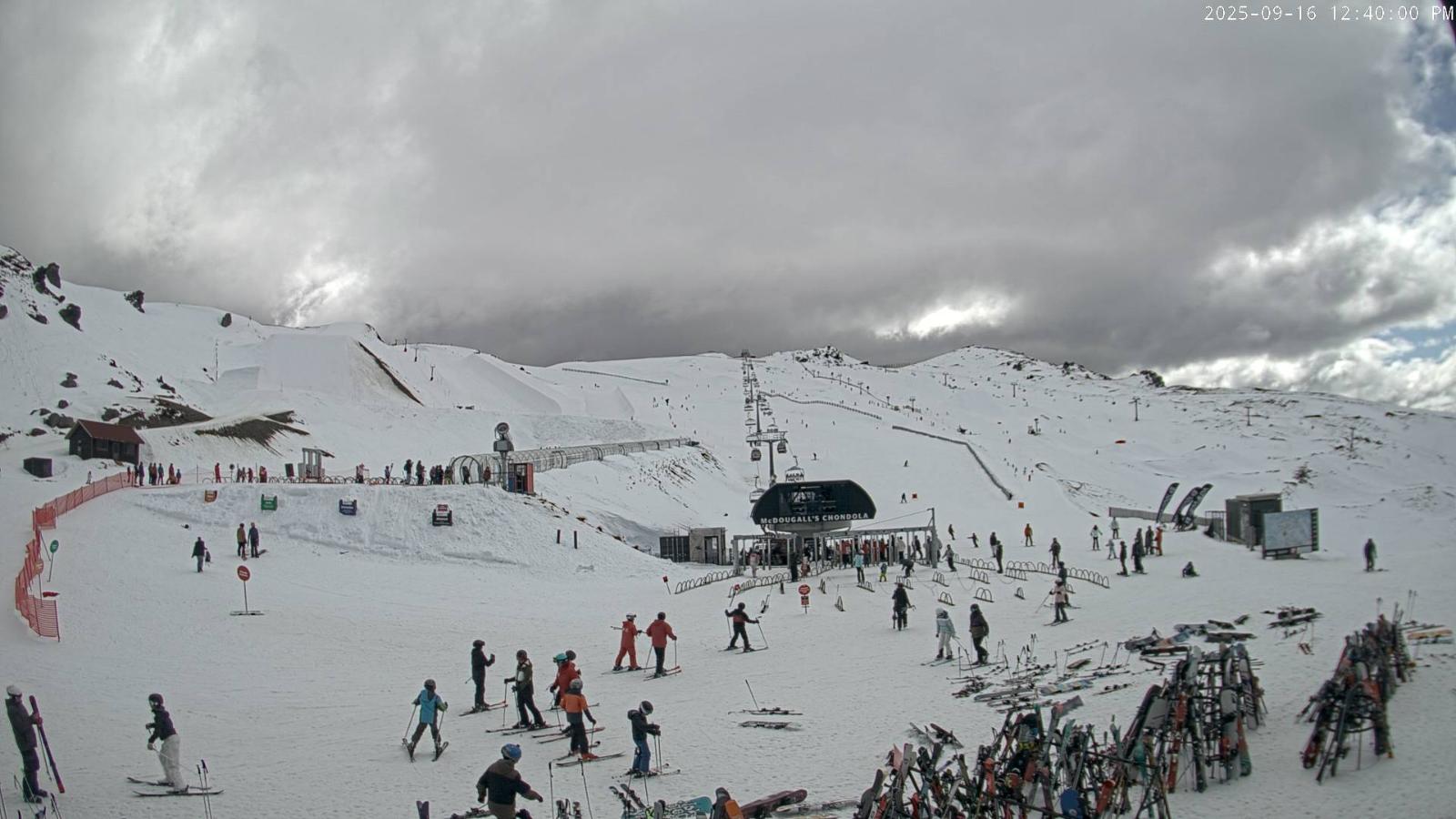 Webcam Cardrona: Main Basin
