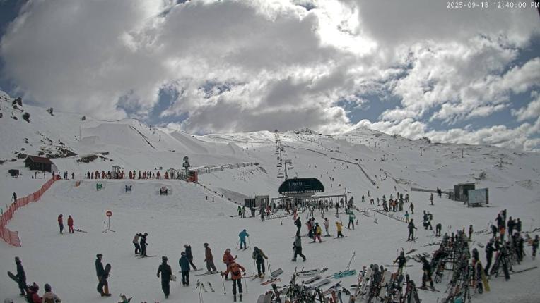 Webcam Cardrona: Main Basin