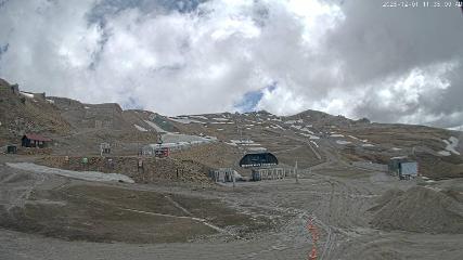 Cardrona: Main Basin (cardrona-treblecone.com)