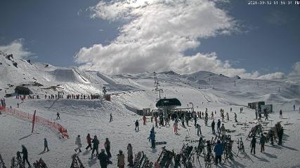 Cardrona: Main Basin (cardrona-treblecone.com)
