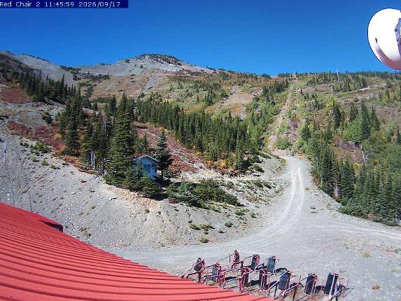 Webcam Castle Mountain: Red Chair Lift 2
