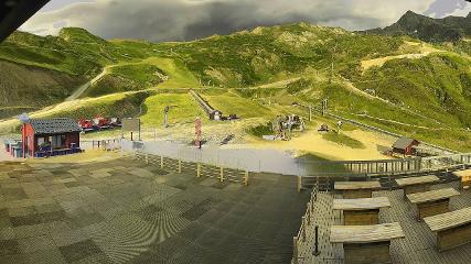 Cauterets: Terrase du Lys (n-py.com)
